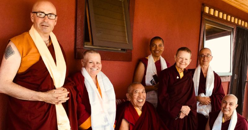 xr:d:DAGB2x6cSTY:16,j:8464939970974392154,t:24041021